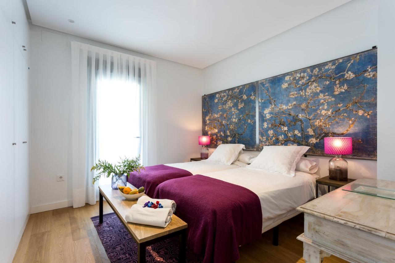 Apartamentos Rg Plaza De Espana Sevilla Exterior foto