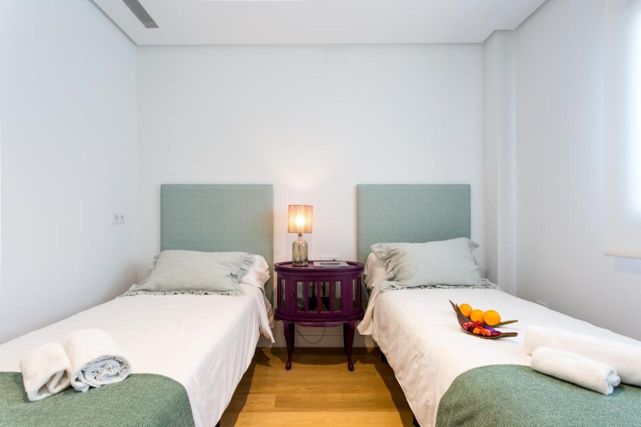 Apartamentos Rg Plaza De Espana Sevilla Exterior foto